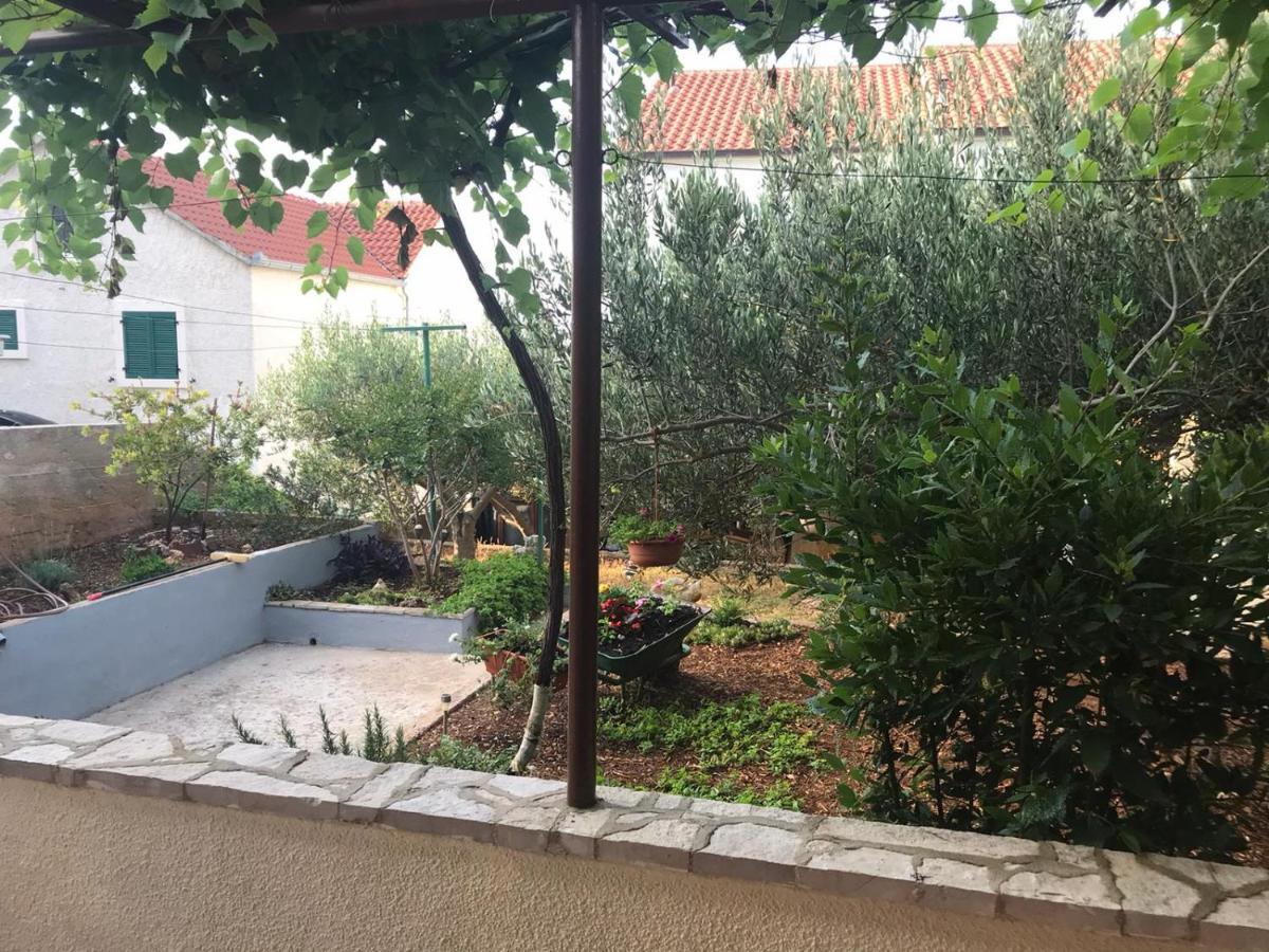 Apartmani Katarina Bol Kültér fotó